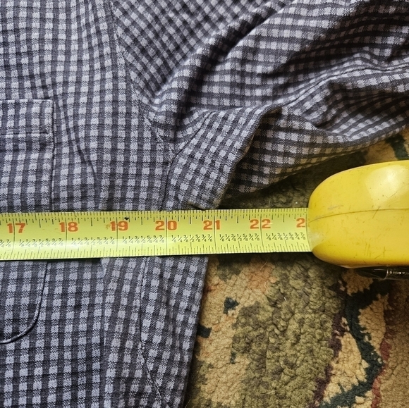 lululemon athletica Blue Checkered Casual Button Down Shirt - Picture 2 of 5